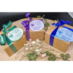 Personalisiertes Gastgeschenk zum runden Geburtstag – Teelicht mit Botschaft als Tischdeko & Andenken