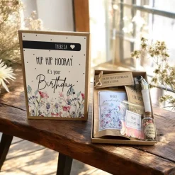 Personalisiertes Geburtstagsgeschenk für Frauen,  Personalisierte Geschenkbox gefüllt,  Geschenkidee Frau, Geschenkset