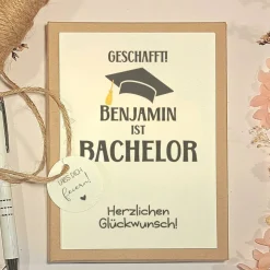Personalisiertes Geldgeschenk zum Bachelor – Handgemachte Geschenkbox für den Studienabschluss