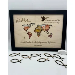 Personalisiertes Geldgeschenk Weltkarte aus Holz – Geschenk zur Konfirmation, Taufe, Kommunion & Firmung im Bilderrahmen