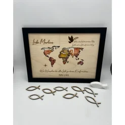 Personalisiertes Geldgeschenk Weltkarte aus Holz – Geschenk zur Konfirmation, Taufe, Kommunion & Firmung im Bilderrahmen