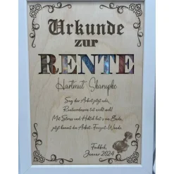 Personalisiertes Geldgeschenk zur Rente im Bilderrahmen – Individuelle Urkunde mit Holzeinleger