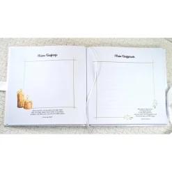 personalisiertes Gästebuch & Album zur Taufe mit Herz aus Schmetterlingen in Hellblau blanko o. mit Fragebogen