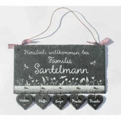 Personalisiertes Hochzeitsgeschenk: Türschild aus Schiefer mit Namen & Herzanhänger