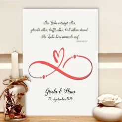 Personalisiertes Hochzeitsgeschenk mit Bibelvers – Geldgeschenk im Bilderrahmen A4 | Die Liebe hört niemals auf