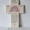 Personalisiertes Holzkreuz mit Regenbogen – Taufkreuz für Mädchen – Handbemaltes Taufgeschenk zur Taufe, Geburt & Kommunion