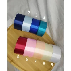 Personalisiertes Satinband – mit Wunschtext | Verschiedene Farben | Für Hochzeit, Einschulung, Taufe & Geschenke