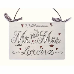 Personalisiertes Türschild aus Holz – Geschenk für Paare & Hochzeitsgeschenk Mr. AND Mrs. mit Namen