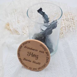 Personalisiertes Vorratsglas mit Holzdeckel | Kleines Dankeschön | Abschiedsgeschenk Kindergarten | Geschenk Hebamme