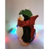 Pinguin mit rotem Schal