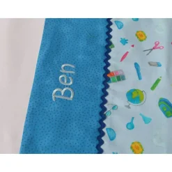 Platzset Schule mit Wunschnamen – Personalisiertes Geschenk zur EinschulungArtikelnr. PS 182