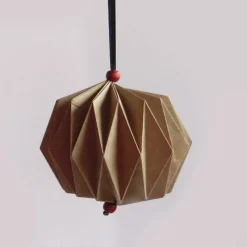 Plissee Weihnachtskugeln Upcycling aus alten Packpapier, Landkarten, Einkaufstüten oder Flyern Baumschmuck