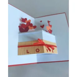 Pop-Up Valentinskarte mit Herzen – Aufstellkarte zum Valentinstag | Handgemachte Liebeskarte