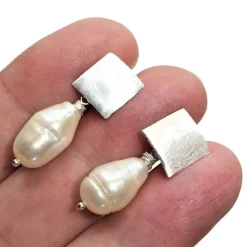 Üppige Perlenohrringe Ohrstecker weiß handgemacht an 925er Silber Tropfenohrringe Geschenk