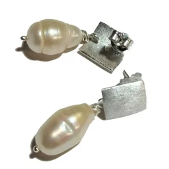 Üppige Perlenohrringe Ohrstecker weiß handgemacht an 925er Silber Tropfenohrringe Geschenk