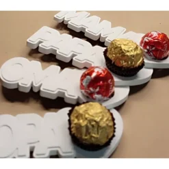 Raysin Schriftzug "PAPA" für Schokokugeln