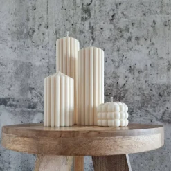 Riesiges Trio aus gerippten Stumpenkerzen I Ästhetisches Dekor aus Sojawachs I Einzigartiges Geschenk I Home Decor