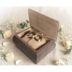 Ringdose braun aus Holz mit Ringkissen personalisierbar mit Monogramm Datum Ringbox Hochzeit Ringkästchen Ringträger