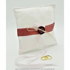 Ringkissen aprikot mit Satinband & Knopf, Unikat, 15x15 cm, handgemacht