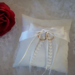 Ringkissen aus Baumwolle rechteckig richtig schön für die Hochzeit Deko schlicht elegant und chic