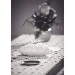 Ringkissen aus Baumwolle rechteckig richtig schön für die Hochzeit Deko schlicht elegant und chic