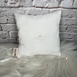 Ringkissen mit Stickerei Mr & Mrs I weißes Ringträgerkissen bestickt I Trägerkissen aus Satin für Eheringe  Kissen Ringe