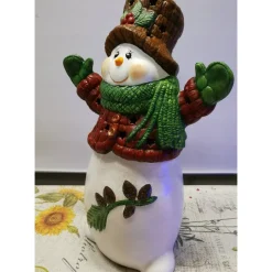 Romantischer Schneemann aus Keramik zum Beleuchten