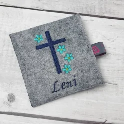 Rosenkranztasche Kreuz mit  Blumen und Name