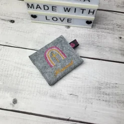 Rosenkranztäschchen Regenbogen mit Name, Kommunionsgeschenk