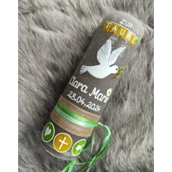 RUSTICA, Rustikal, Taufkerze, Friedenstaube, Taube, Margerite Blume, Mädchen, Junge, grün - gelb, Wachsbeschriftung, Far