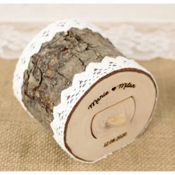 Rustikale RINGBOX aus einem BAUMSTAMM + GRAVUR personalisiert für Trauringe Vintage Holz Ringkästchen Hochzeit Ringkissen Natur Alternative