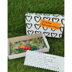 SALE -30% (Code: NEUEABENTEUER) |Kleine Mutmacher-Raupe aus bunten Perlen – mit Text & Schlaufe - Geschenk zum Aufmunter