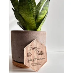 Save the Date Magnet aus Holz, originelle Karte zur Hochzeitseinladung, personalisiert