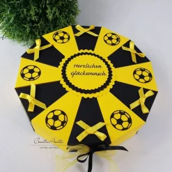 Schachteltorte Torte FUSSBALL schwarz-gelb Geburtstag Hochzeit Geldgeschenk