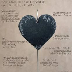 Schieferherz Grabschmuck mit Gravur, individueller Grabstecker mit Wunschtext, Gedenktafel mit Blumen-Motiv