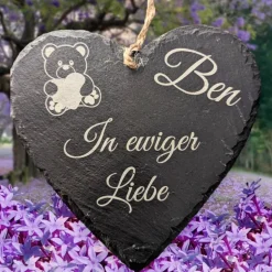 Schieferplatte Herz, Grabschmuck personalisiert, Gedenktafel, Bärchen mit Herz