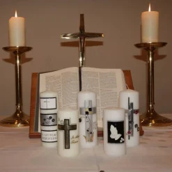 Schlichte Trauerkerze in elfenbein 