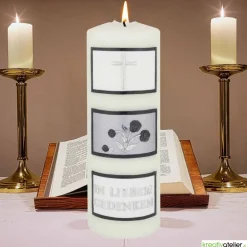 Schlichte Trauerkerze in elfenbein 