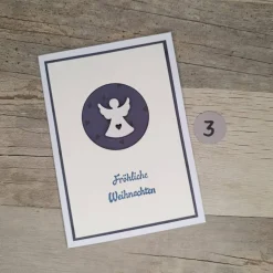 Schlichte Weihnachtskarten Engel in Weiß Blau mit Holzengel & Spruch