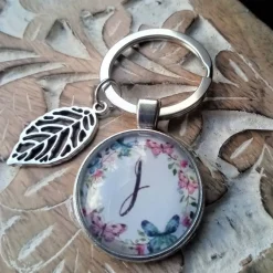 Schlüsselanhänger Buchstabe Cabochon silberfarbe Fassung 25mm mit Blatt Anhänger Geschenk für Sie