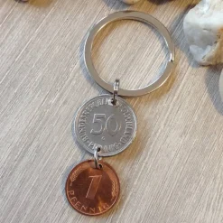 Schlüsselanhänger mit Glückspfennig zum 50. Geburtstag / 1976