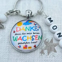 Schlüsselanhänger mit Name und  Perlenengel - Danke, dass Du mir beim Wachsen geholfen hast - Erzieher(in)