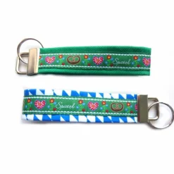 Schlüsselanhänger Schlüsselband "Herzilein" in grün oder weißblau/grün Anhänger Tracht Bayernraute