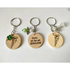 Schlüsselanhänger zur Einschulung / Schulanfang / Anhänger Schultüte (Kleeblatt, Perlenengel)