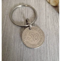 Schlüsselring mit einem 50-Pfennig Stück / Geschenk zum 50. Geburtstag / Jubiläum