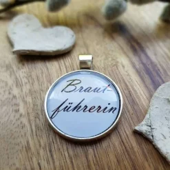 Schlüsselsanhänger Brautführerin oder BrautfühHochzeit schwarz weiß Cabochon silberfarbe Fassung 25mm lustiges Geschenk