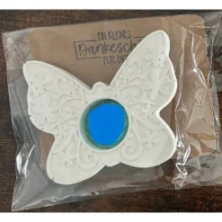 Schmetterling mit Schokokugel – Handgemachtes Dankeschön aus Gießkeramik, Geschenkidee