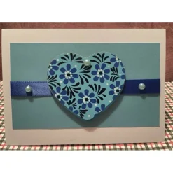 Schöne Karte mit Holzherz, Handarbeit mit Umschlag