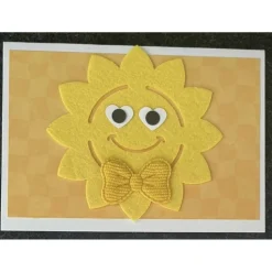 Schöne Karte mit lachender Sonne, Handarbeit mit Umschlag