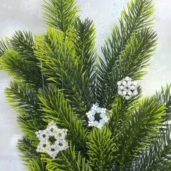 Schneeflocken / Eiskristalle aus Kristallglasperlen – 3er Set handgefertigt als Deko, Anhänger oder Geschenk